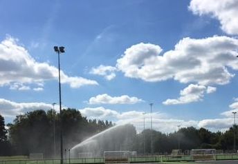 Beregeningsinstallatie voor twee waterhockeyvelden SV Phoenix